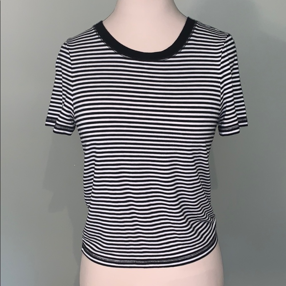 Super Soft Striped Cropped Tee